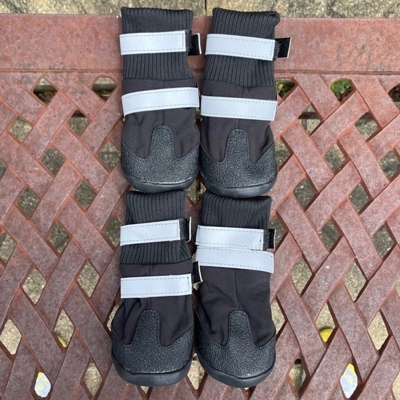 NWT Youly The Adventurer All Weather Dog Boots Paw Covers - Picture 3 of 8